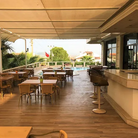 Hotel Lord Çeşme