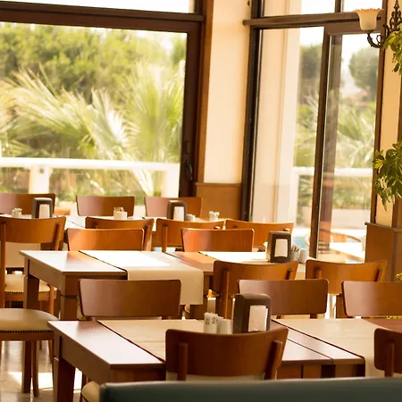Hotel Lord Çeşme